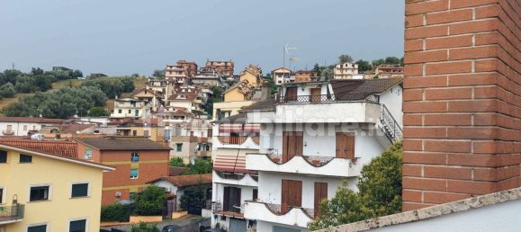 2 chambres Appartement à Monterotondo, Italy No. 258558 5