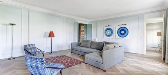 2 bedrooms Apartment in Paris, France No. 351604 4