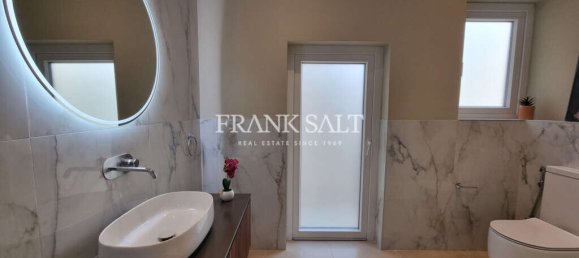 3 bedrooms Apartment in Floriana, Malta No. 7705 8