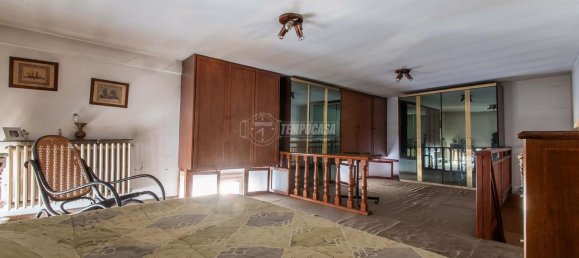 Квартира с 2 комнатами в Лураго Мариноне, Италия № 9425 13