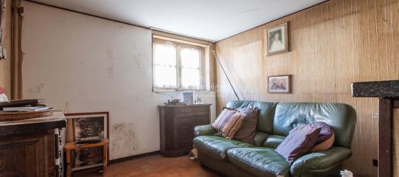 Квартира с 2 комнатами в Лураго Мариноне, Италия № 9425 7