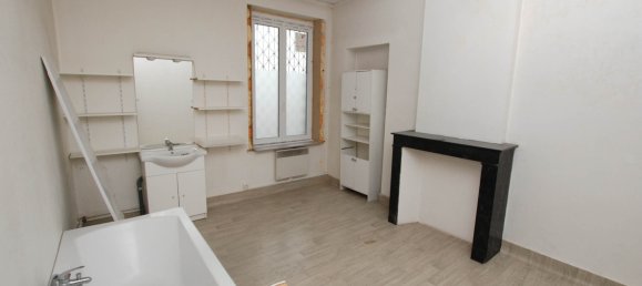 3 bedrooms House in Jeumont, France No. 81629 4