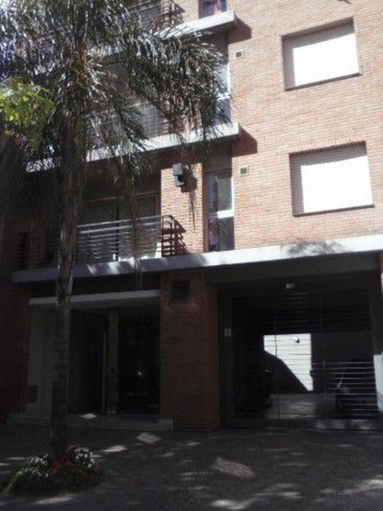 1 bedroom Office in Lanus, Argentina No. 28558