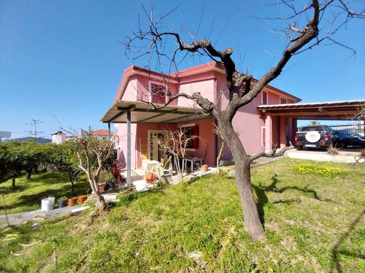 8-salle Appartement à Diamante, Italy No. 138357