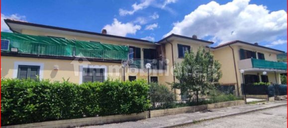 Apartamento T2 em Fossato di Vico, Italy N.º 304504 3