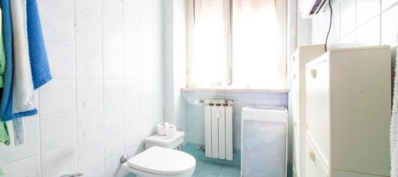 2 Schlafzimmer Wohnung in Naples, Italy, Nr. 31588 44