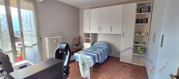 Квартира с 2 комнатами в Лекко, Италия № 336434 18