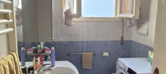 Квартира с 2 комнатами в Лекко, Италия № 336434 19