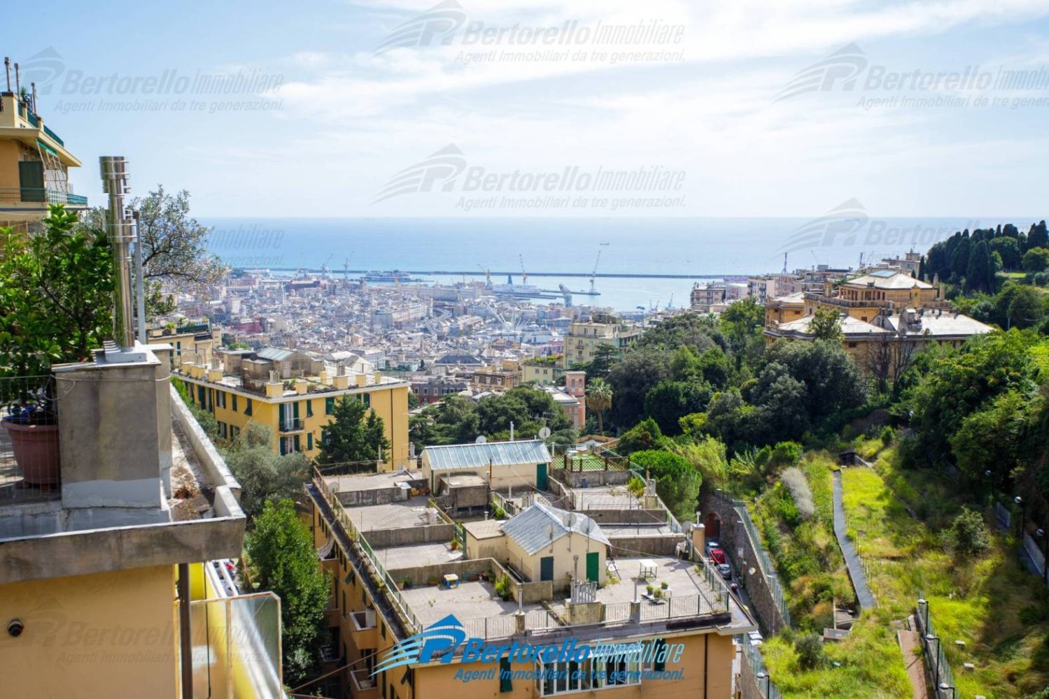 1 bedroom Apartment in Genoa, Italy No. 349976