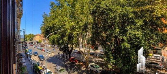 3 bedrooms Apartment in Rome, Italy No. 309260 4