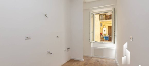 3 bedrooms Apartment in Rome, Italy No. 309260 19