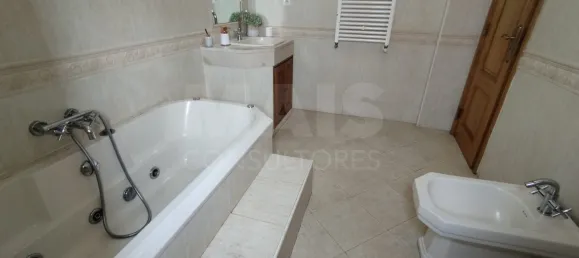 Casa de 4 dormitorios en Samora Correia, Portugal No. 145798 17