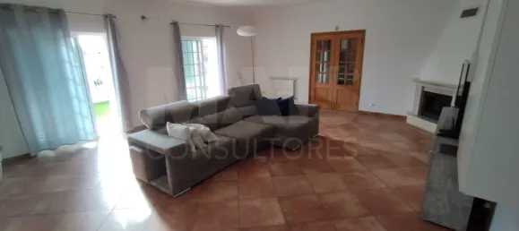 Casa de 4 dormitorios en Samora Correia, Portugal No. 145798 3