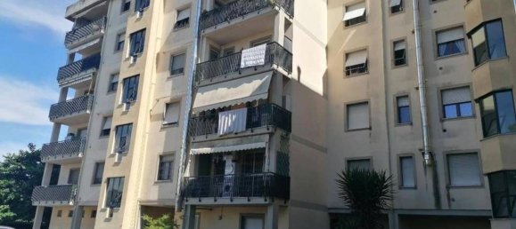 Apartamento de 3 habitaciónes en Viareggio, Italy No. 194307 2