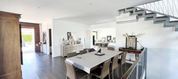 Villa de 5 dormitorios en Marbella, Spain No. 22582 6