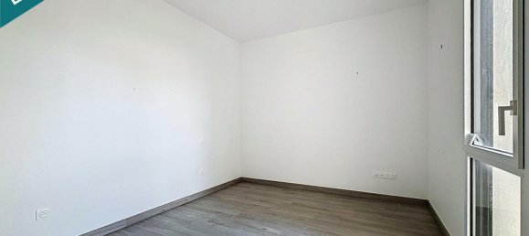 4 Schlafzimmer Doppelhaus in Le Mans, France, Nr. 281196 4