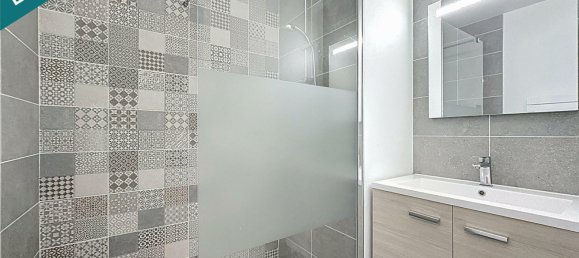 4 Schlafzimmer Doppelhaus in Le Mans, France, Nr. 281196 5