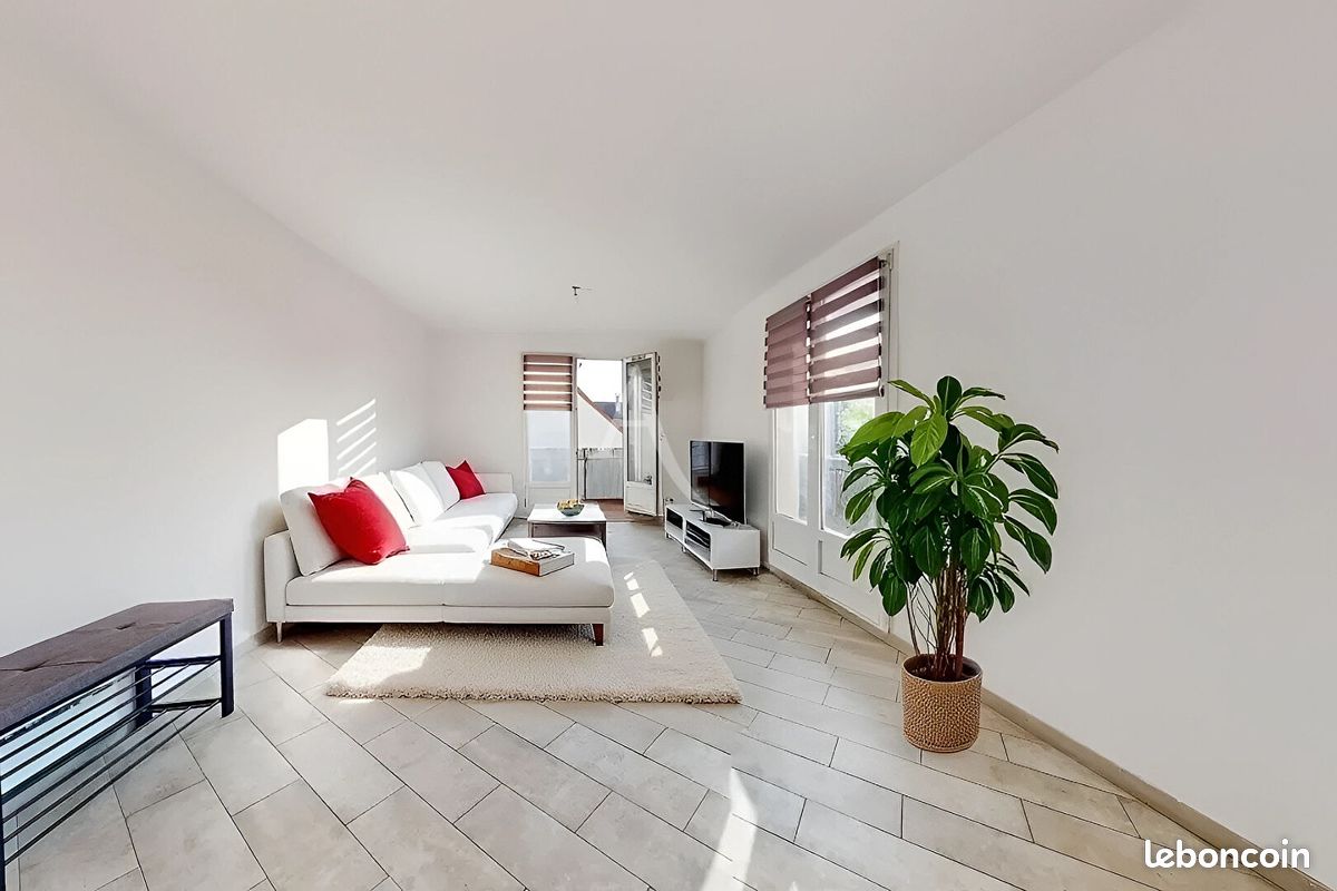 3 Schlafzimmer Wohnung in Pontault-Combault, France, Nr. 175949