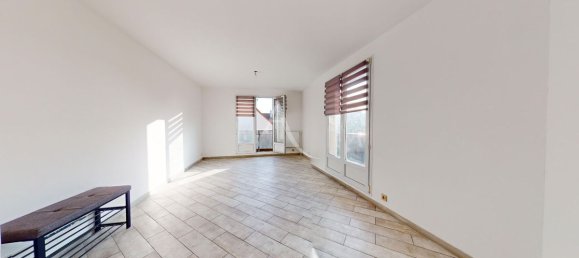 3 Schlafzimmer Wohnung in Pontault-Combault, France, Nr. 175949 2