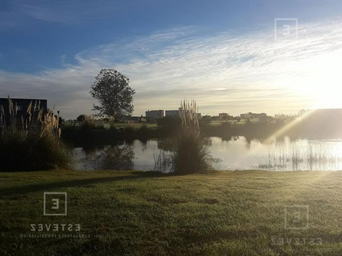 Grundstück in Escobar, Argentina, Nr. 118561