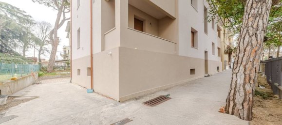 2 bedrooms Apartment in Rimini, Italy No. 98541 37