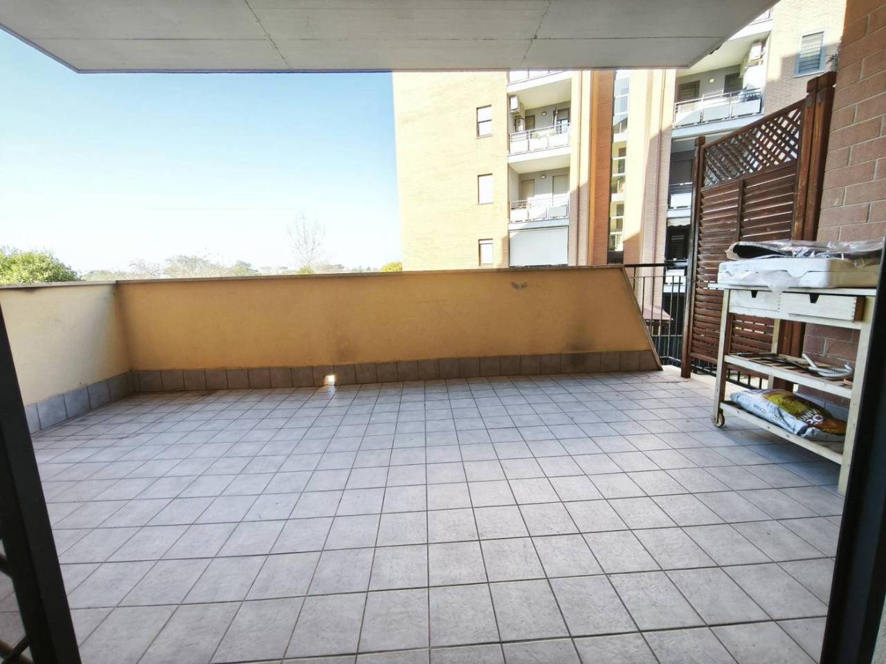 3 rooms Apartment in Rome, Italy No. 66081