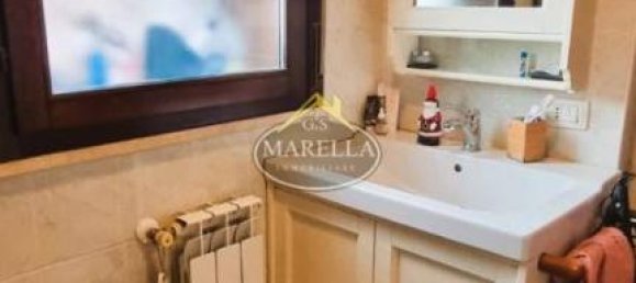 3 rooms Apartment in Rome, Italy No. 66081 15