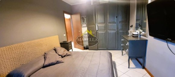 3 rooms Apartment in Rome, Italy No. 66081 14