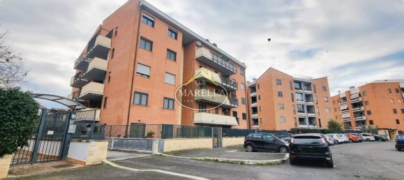 3 rooms Apartment in Rome, Italy No. 66081 28