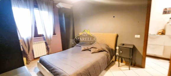 3 rooms Apartment in Rome, Italy No. 66081 9