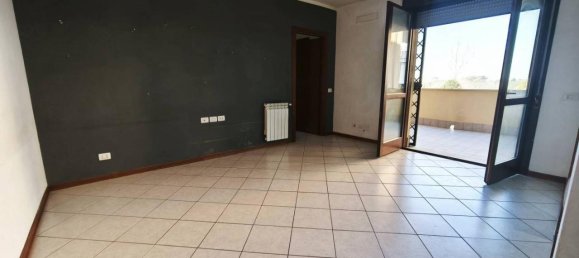 3 rooms Apartment in Rome, Italy No. 66081 11