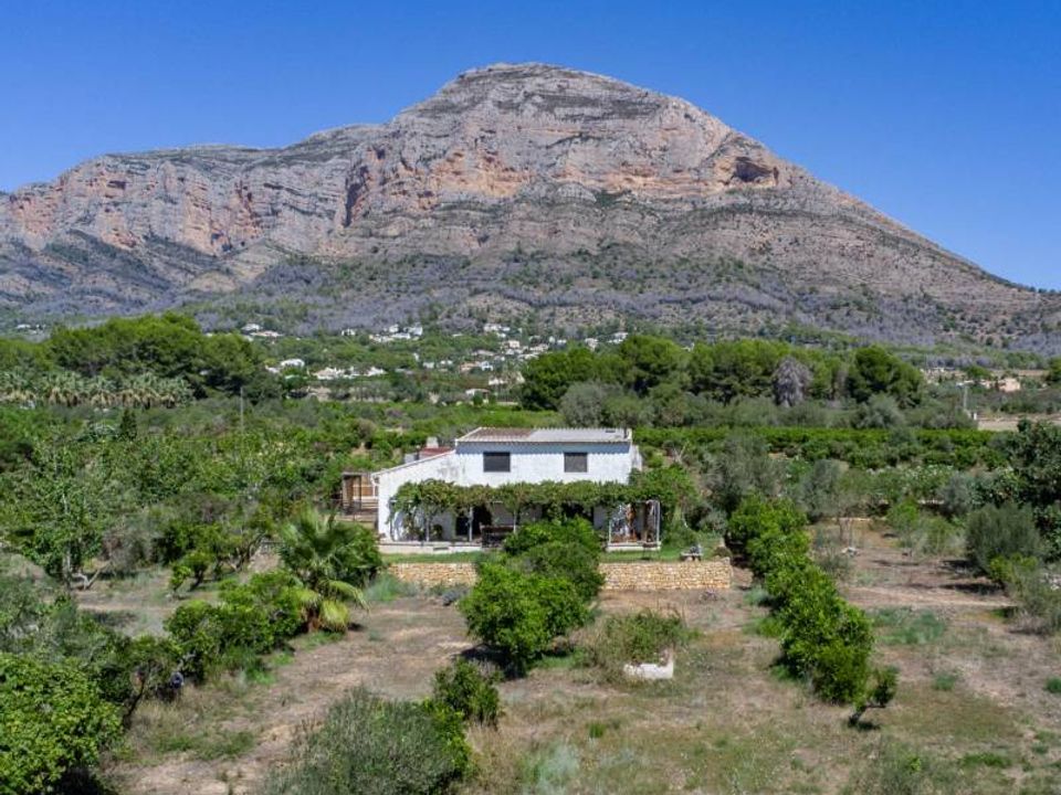 2 bedrooms House in Alicante, Spain No. 277874