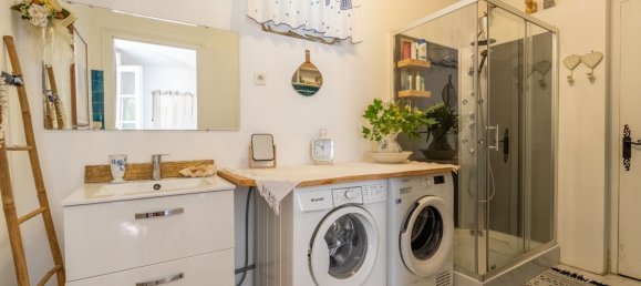 6 bedrooms House in Charente, France No. 300984 16