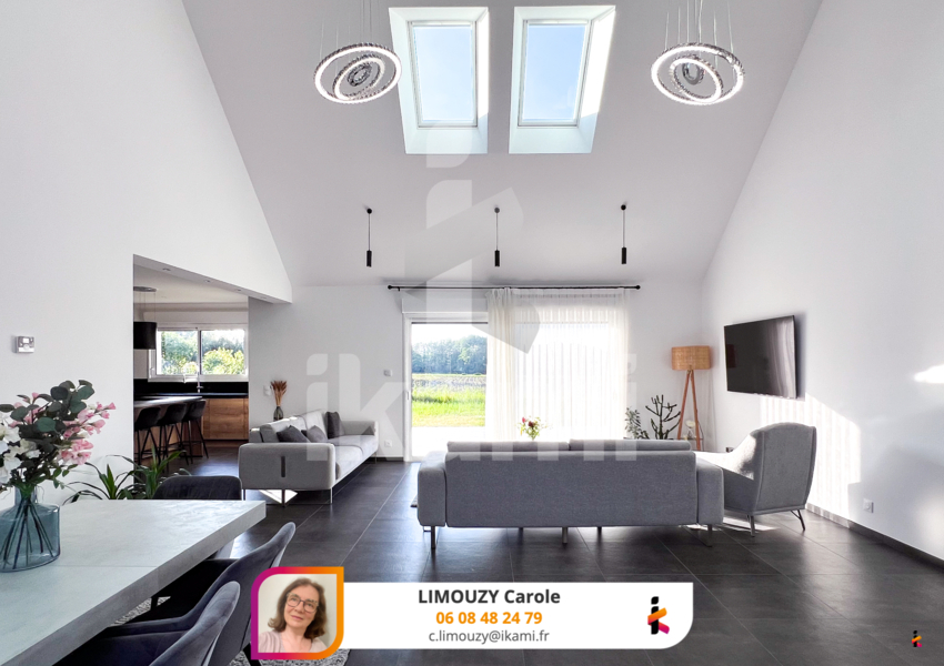  Castillos de 4 dormitorios en Cheverny, France No. 60359