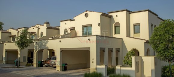 3 Schlafzimmer Villa in Mirdif, UAE, Nr. 7922 6
