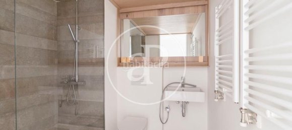 2 chambres Appartement à Ciutat Vella, Spain No. 85942 10