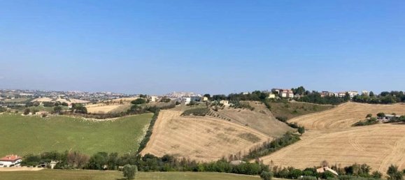 Terrain à Monte Urano, Italy 14000m² No. 174863 4