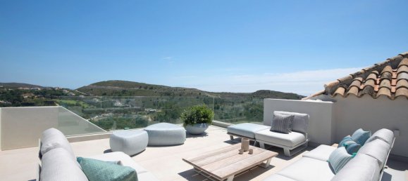 4 Schlafzimmer Penthouse in Benahavis, Spain, Nr. 2910 10