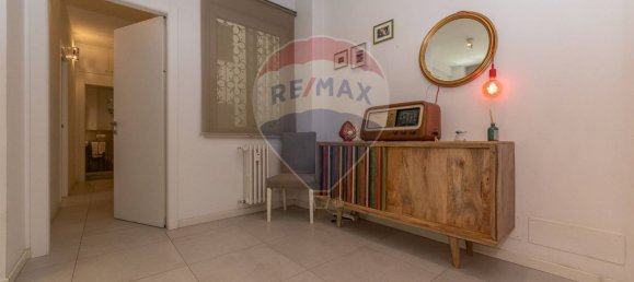 1 bedroom Apartment in Rome, Italy No. 347999 9