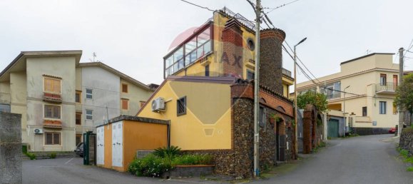 2 bedrooms Apartment in Valverde, Italy No. 73985 44