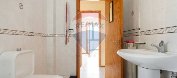 2 bedrooms Apartment in Valverde, Italy No. 73985 9