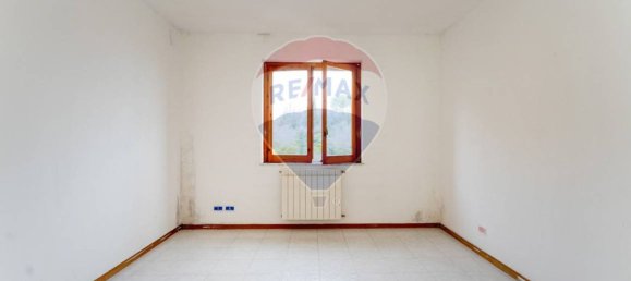 2 bedrooms Apartment in Valverde, Italy No. 73985 14