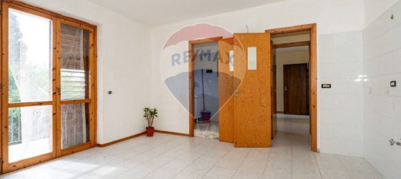 2 bedrooms Apartment in Valverde, Italy No. 73985 33