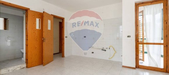 2 bedrooms Apartment in Valverde, Italy No. 73985 37