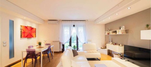 4 rooms Apartment in Novara, Italy No. 62137 44