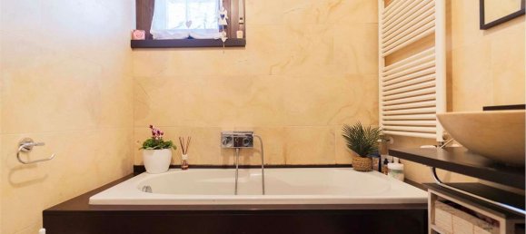 4 rooms Apartment in Novara, Italy No. 62137 23