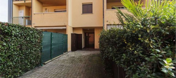 4 rooms Apartment in Novara, Italy No. 62137 34