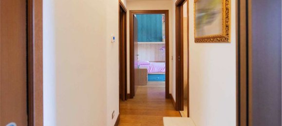 4 rooms Apartment in Novara, Italy No. 62137 14