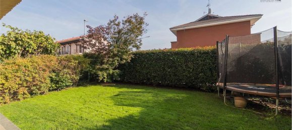 4 rooms Apartment in Novara, Italy No. 62137 32