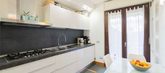 4 rooms Apartment in Novara, Italy No. 62137 9